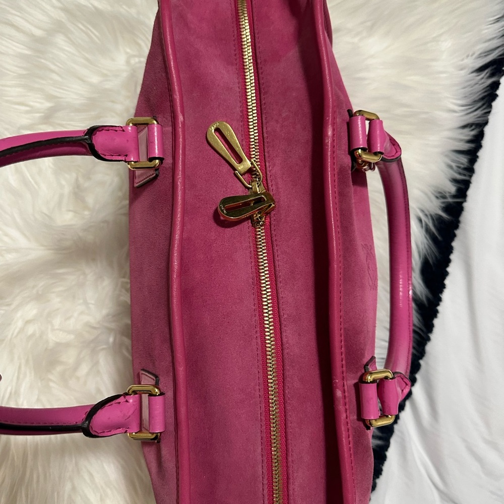 Loewe in Elegant Fuchsia Pink Suede and Leather Women's Handbag Limited Edition - Picture 7 of 15